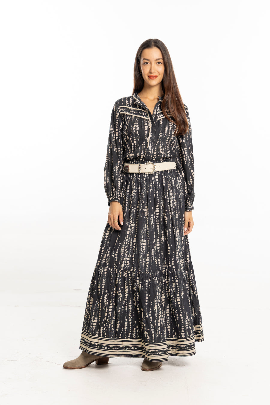 Bindu Gretel Blouse Black Pearl – cotton fall blouse with long sleeves and signature print