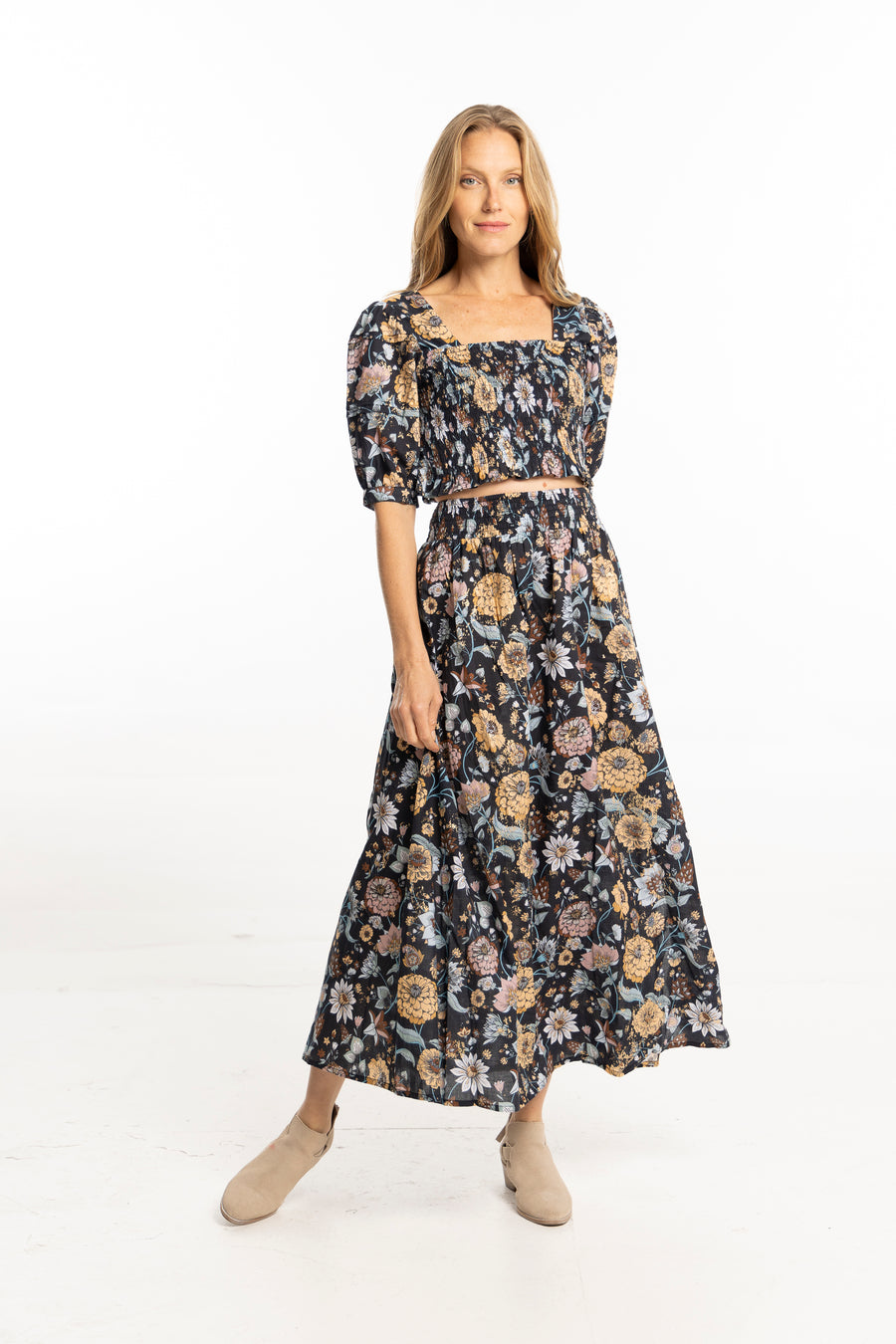 Bindu Lenny Skirt Navy Gardenia – cotton maxi skirt with elastic waist and flowing autumn silhouette