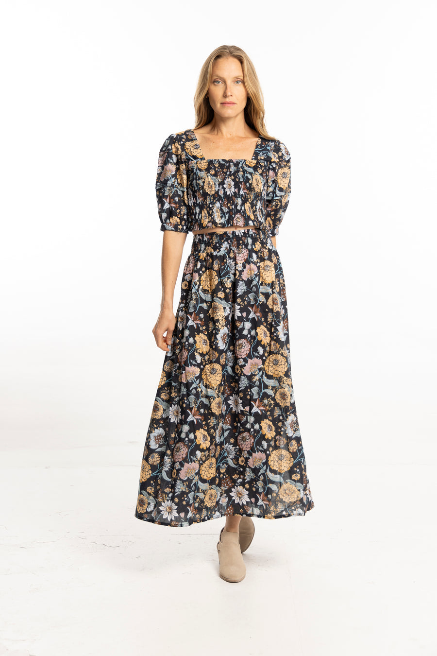 Bindu Lenny Skirt Navy Gardenia – cotton maxi skirt with elastic waist and flowing autumn silhouette