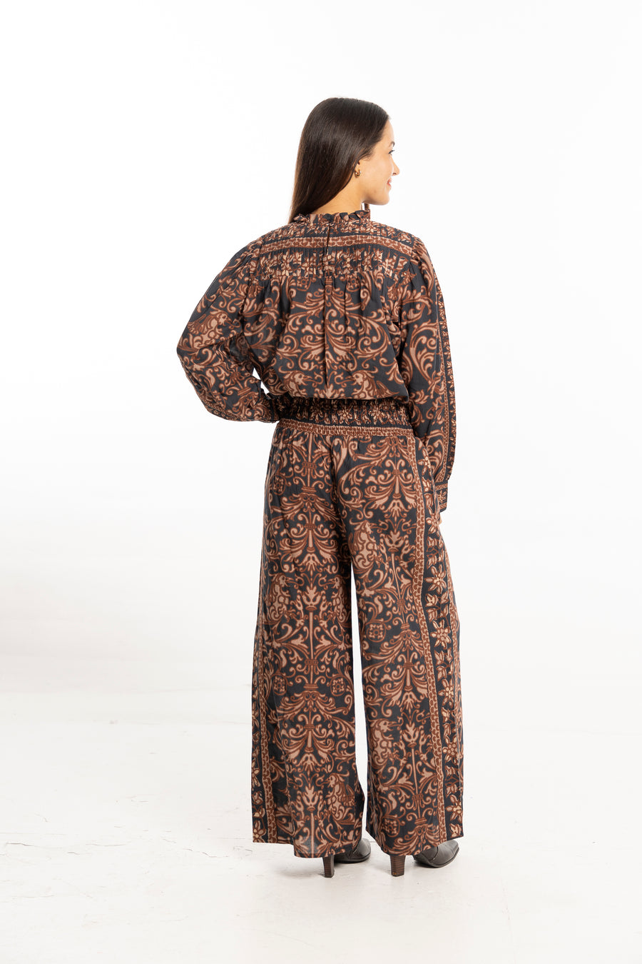 Back view Malia Top Espresso – fall-inspired palette, elegant silhouette